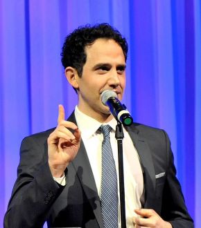 Santino Fontana