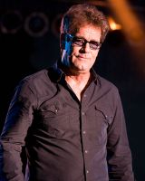 Huey Lewis