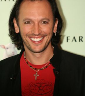 Steve Valentine