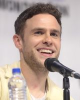 Iain De Caestecker