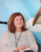 Kimberly Willis Holt