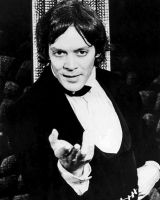 Raul Julia