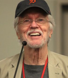 Tom Skerritt