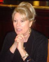 Leslie Easterbrook