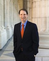 Ron Wyden