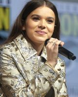 Hailee Steinfeld