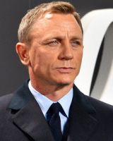Daniel Craig