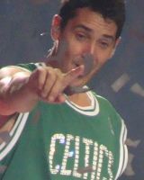 Jonathan Knight