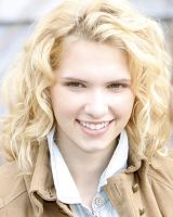 Claudia Lee