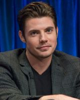 Josh Henderson