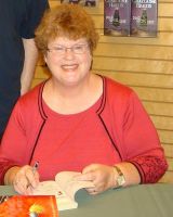 Charlaine Harris